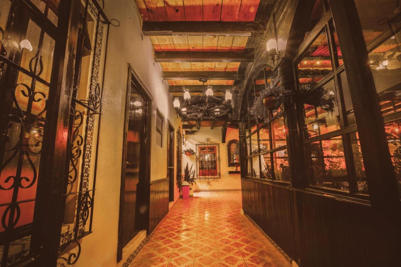 Hotel Palacio De Moctezuma San Cristóbal de Las Casas Eksteriør billede